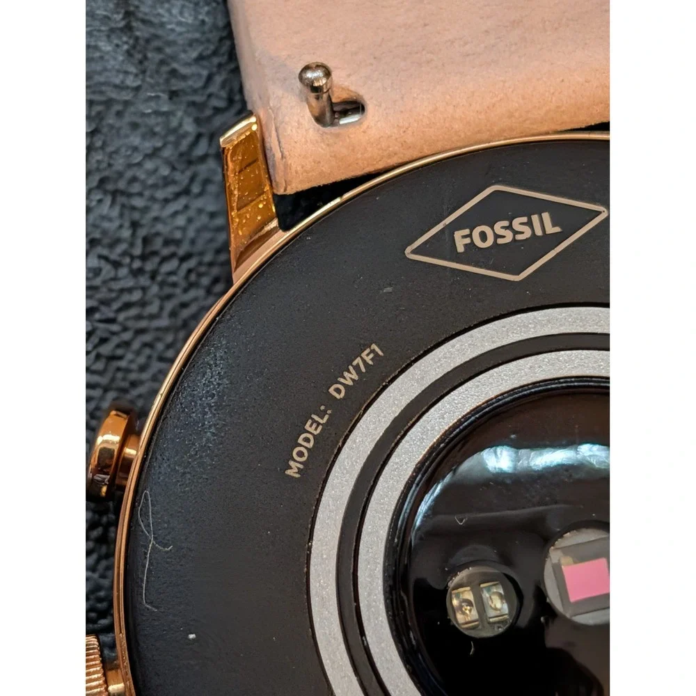 Fossil Q Gen 4 Venture HR Smartwatch Rose Gold Crystal DW7F1 FTW6015 Blush Pink